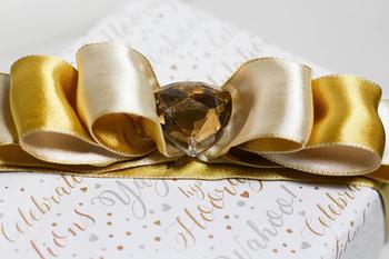 Professional Gift Wrapping In London Training and Workshop